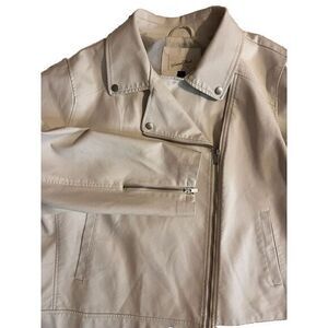 Universal threads Women's Coat Size 3X Faux‎ leather Lined Jacket Cream White